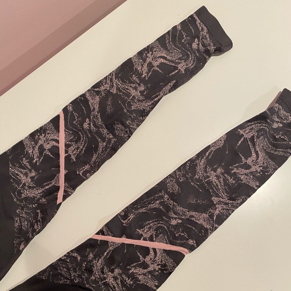 Fabletics leggings with stirrups